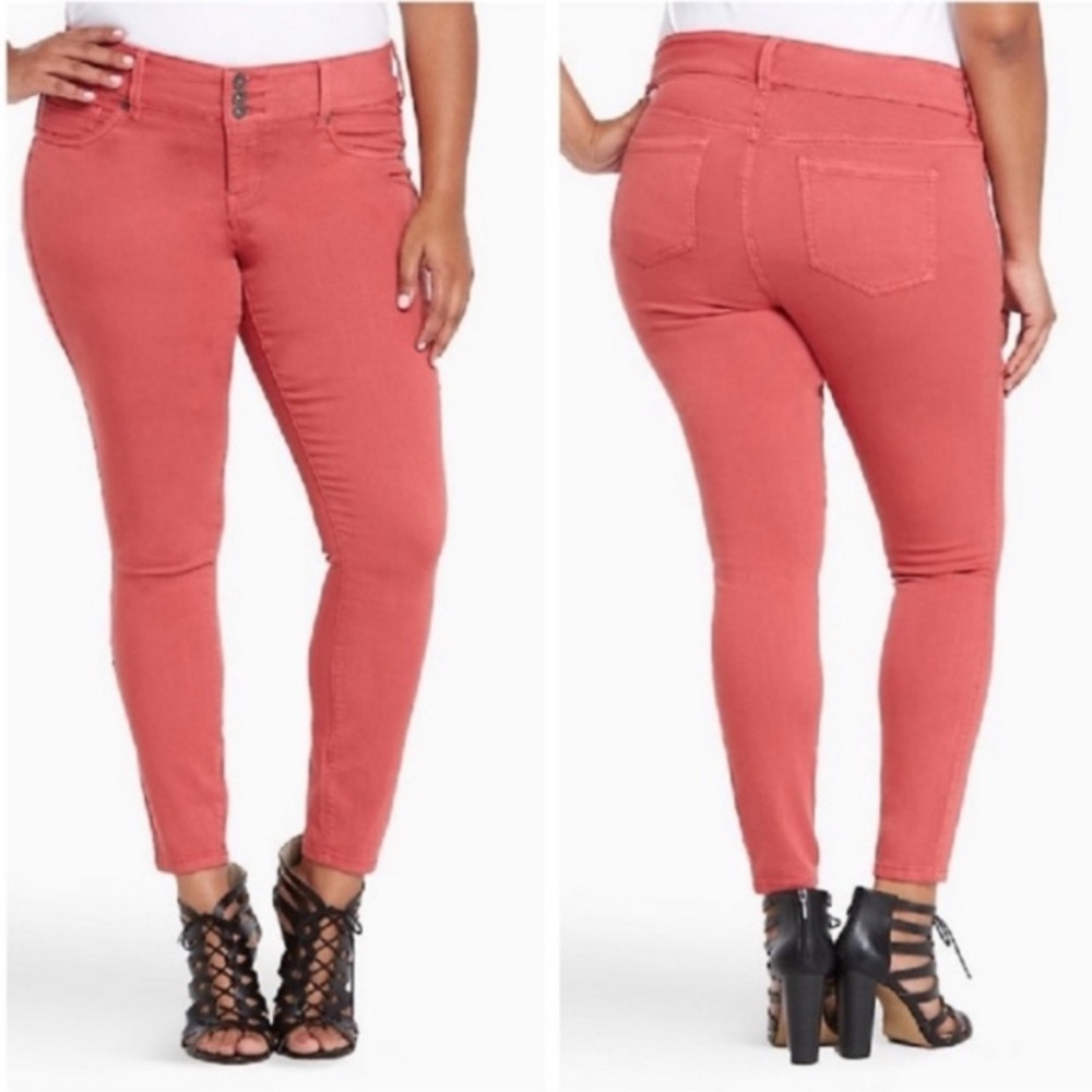 Torrid Womens Jegging bright salmon pink jeans size 14